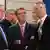 Großbritanniens Verteidigungsminister Fallon, sein US-Kollege Carter und NATO-Generalsekretär Stoltenberg (v. l.)(Foto: EPA)