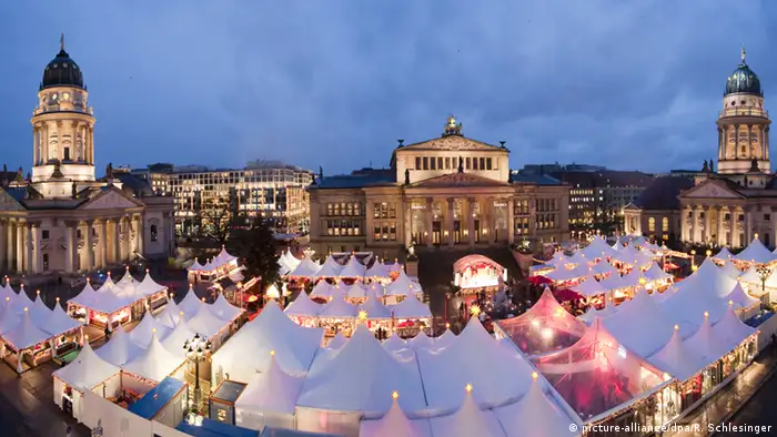 Berlin Weihnachtsmarkt auf dem Gendarmenmarkt