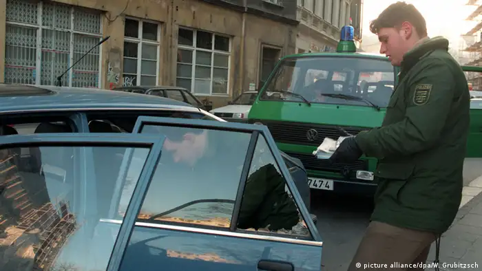 Symbolbild Autodieb