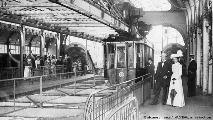 Wuppertal Schwebebahn 1912 ARCHIV