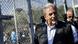 EU-Flüchtlingskommissar Dimitris Avramopoulos besucht ein Flüchtlingslager auf Lesbos (Foto: AFP) EU-Flüchtlingskommissar Dimitris Avramopoulos besucht ein Flüchtlingslager auf Lesbos (Foto: AFP)
