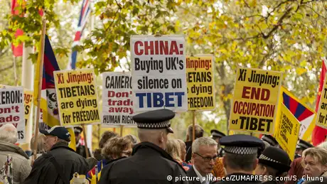 Großbritannien, Proteste bei Besuch von Xi Jinping