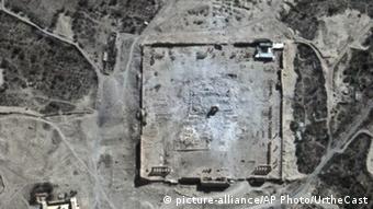 Satellite pictures from 2015 confirm the destruction of the Temple of Bel. Copyright: picture-alliance/AP Photo/UrtheCast