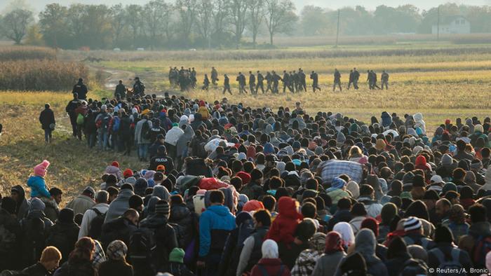 Fluchtlingstreck Auf Der Balkanroute Reisst Nicht Ab Aktuell Europa Dw 22 10 15