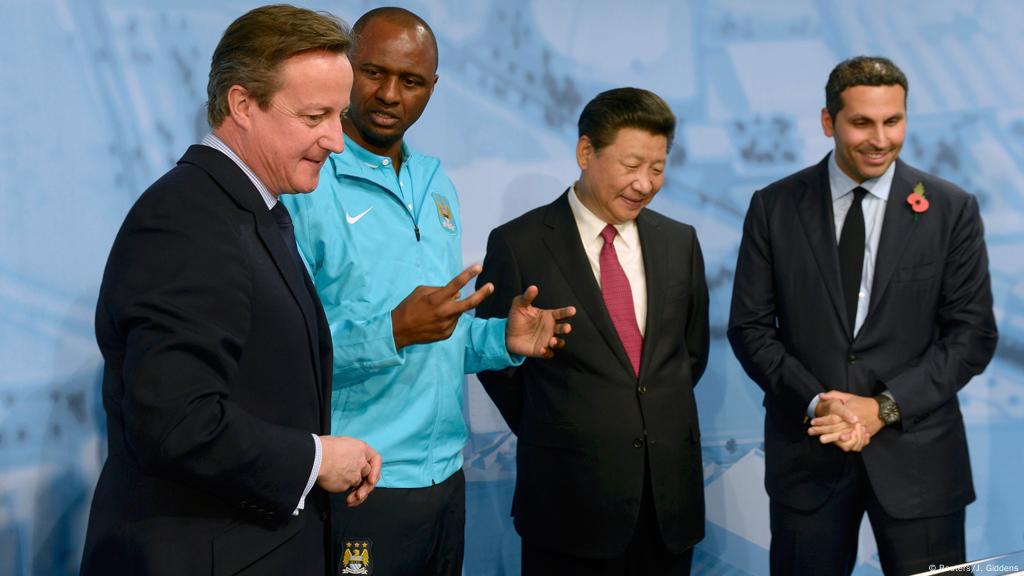 Xi Indulges In Beer And Football During Last Leg Of Uk Trip News Dw 23 10 2015