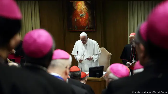 Synode im Vatikan Papst Franziskus
