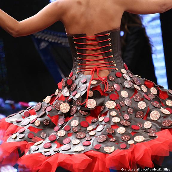 5 fashions made from unusual materials