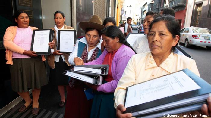 Перу: надежда за стотиците хиляди принудително стерилизирани | Новини и  анализи по международни теми | DW | 13.02.2021