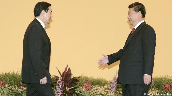 台湾前总统马英九2015年在新加坡与中国国家主席习近平会面