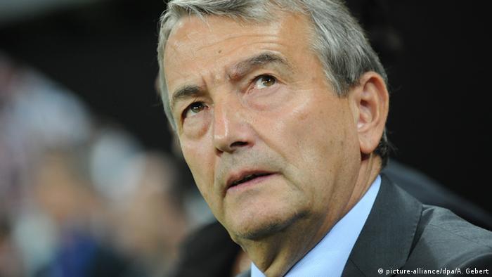 Renuncia el presidente de la Federación Alemana de Fútbol, Niersbach