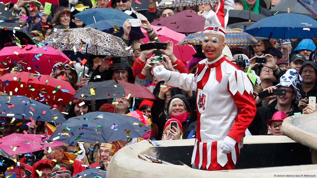 Alaaf, Helau and Narri Narro - Carnival in  Germany