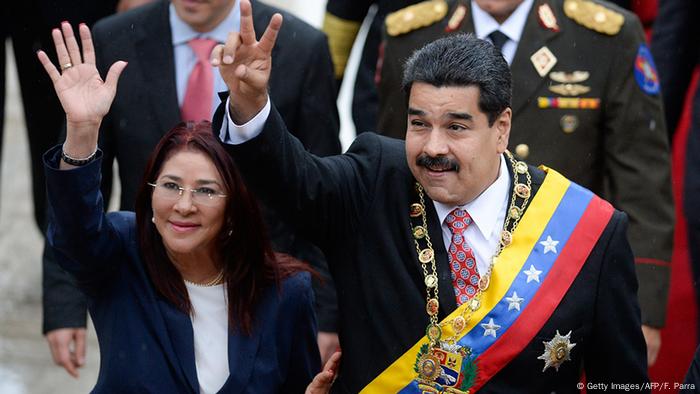 Nicolás Maduro y su esposa, Cilia Flores.