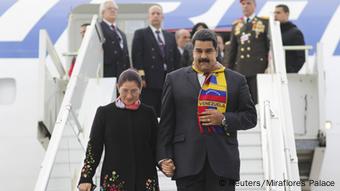Maduro y su esposa, a su llegada a Ginebra.