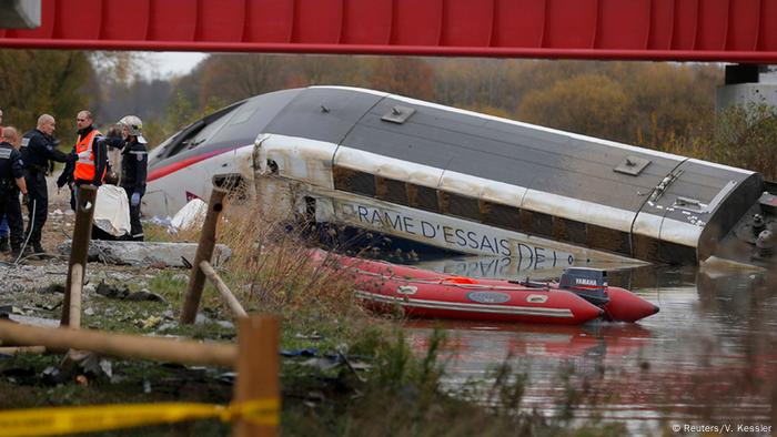 Fatal French Train Crash Caused By Speeding Late Braking News Dw 19 11 15