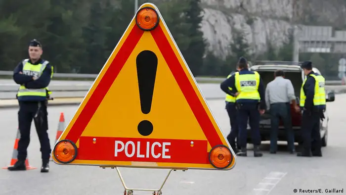Frankreich Grenzkontrolle nach Terroranschlägen in Paris