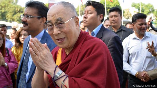 Dalai Lama on Paris attacks: 'Don't expect help from God' – DW – 11/16/2015