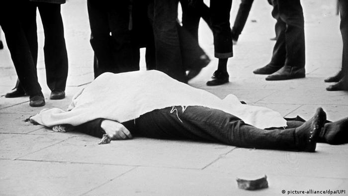 Bloody Sunday victim covered by a cloth in Londonderry 