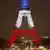 Der Eiffelturm in Paris, beleuchtet in den französischen Nationalfarben (Foto: Reuters)