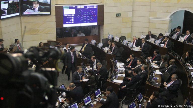 Colombia: Congreso aprueba la Justicia Especial de Paz