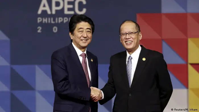 Philippinen APEC Treffen - Shinzo Abe & Benigno Aquino