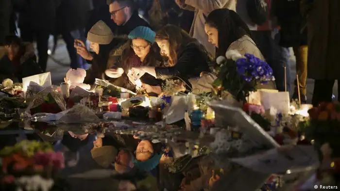 Frankreich: Gedenken an die Terroropfer von Paris eine Woche nach den Anschlägen