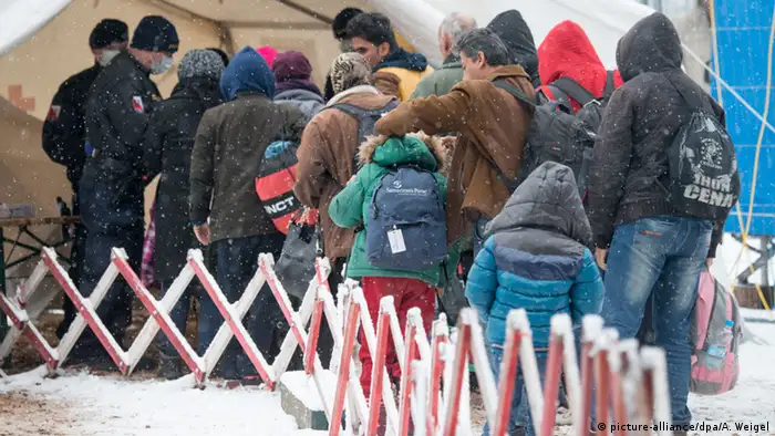 Deutsch-Österreichische Grenze Flüchtlinge Winter