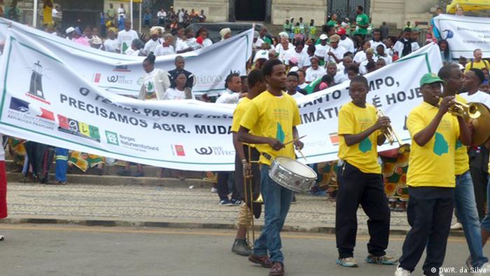 Manifestação em defesa do meio ambiente em Maputo, Moçambique