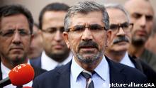 28.11.2015 ISTANBUL, TURKEY - (ARCHIVE): A file photo dated October 20, 2015 shows Diyarbakir Bar Association President Tahir Elci as he speaks to media in Istanbul, Turkey. Diyarbakir Bar Association President Tahir Elci and one police officer were killed in PKK attack in Turkeyâ€™s southeastern province of DiyarbakÄ±r's central district of Sur on November 28, 2015. Copyright: picture-alliance/AA