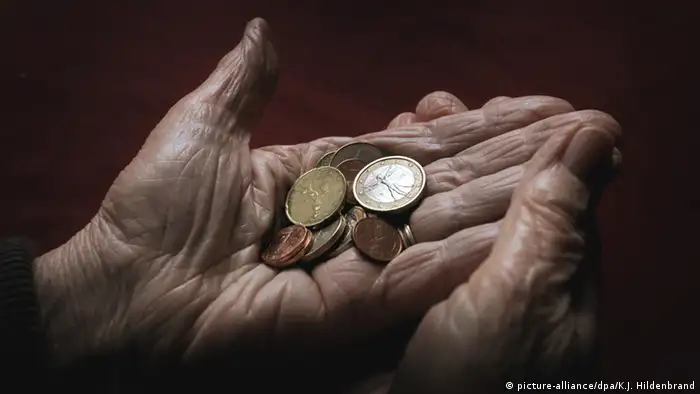 Deutschland Rentner Symbolbild zu Fast jeder zehnte Rentnerhaushalt von Armut bedroht