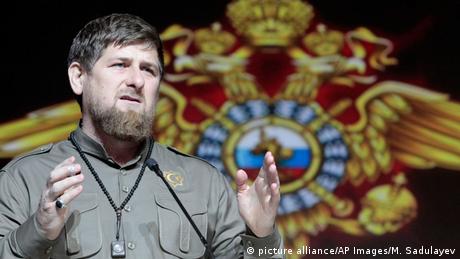 С агресивните си изявления Кадиров неизменно успява да привлече медийно