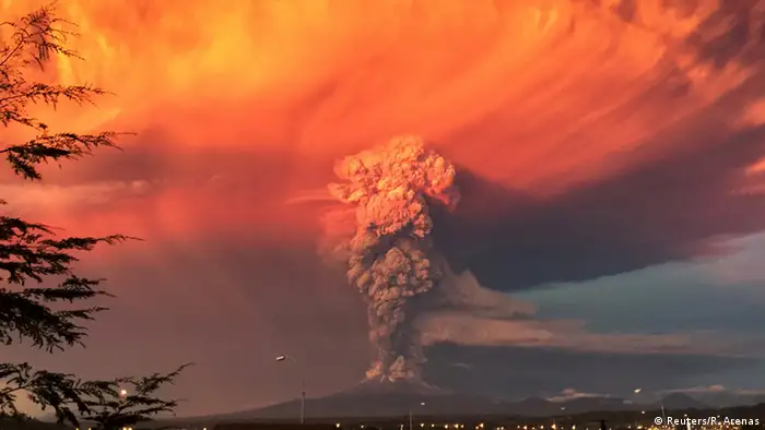 Chile Vulkanausbruch Calbuco (Foto:Reuters/R. Arenas)