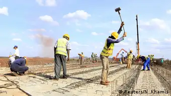 Kenia chinesische Investitionen in die Eisenbahnstrecke Mombasa-Nairobi