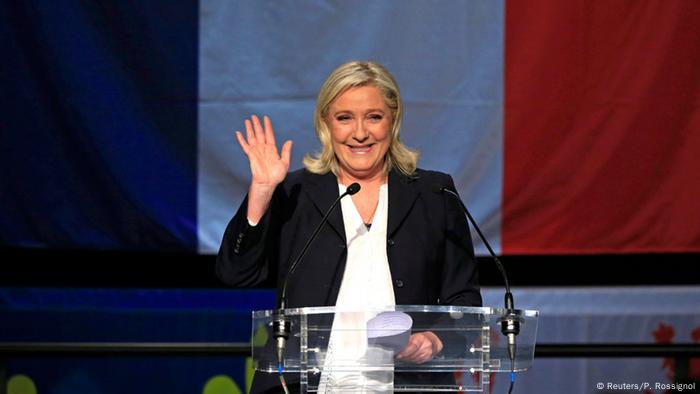 Frankreich Erste Runde der Regionalwahlen 2015 Marine Le Pen (Reuters/P. Rossignol)