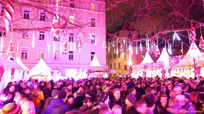 Deutschland Weihnachtsmarkt Pink Christmas in München