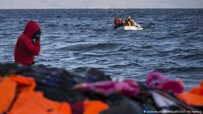 Flüchtlinge Boot Meer Griechenland Türkei Ägäis 