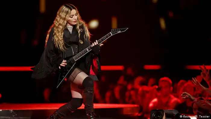 Frankreich Konzert von Madonna in Paris