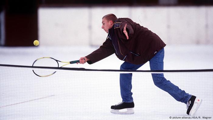 Ice tennis