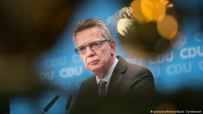 Berlin CDU Pressekonferenz zum Bundesparteitag Thomas de Maiziere