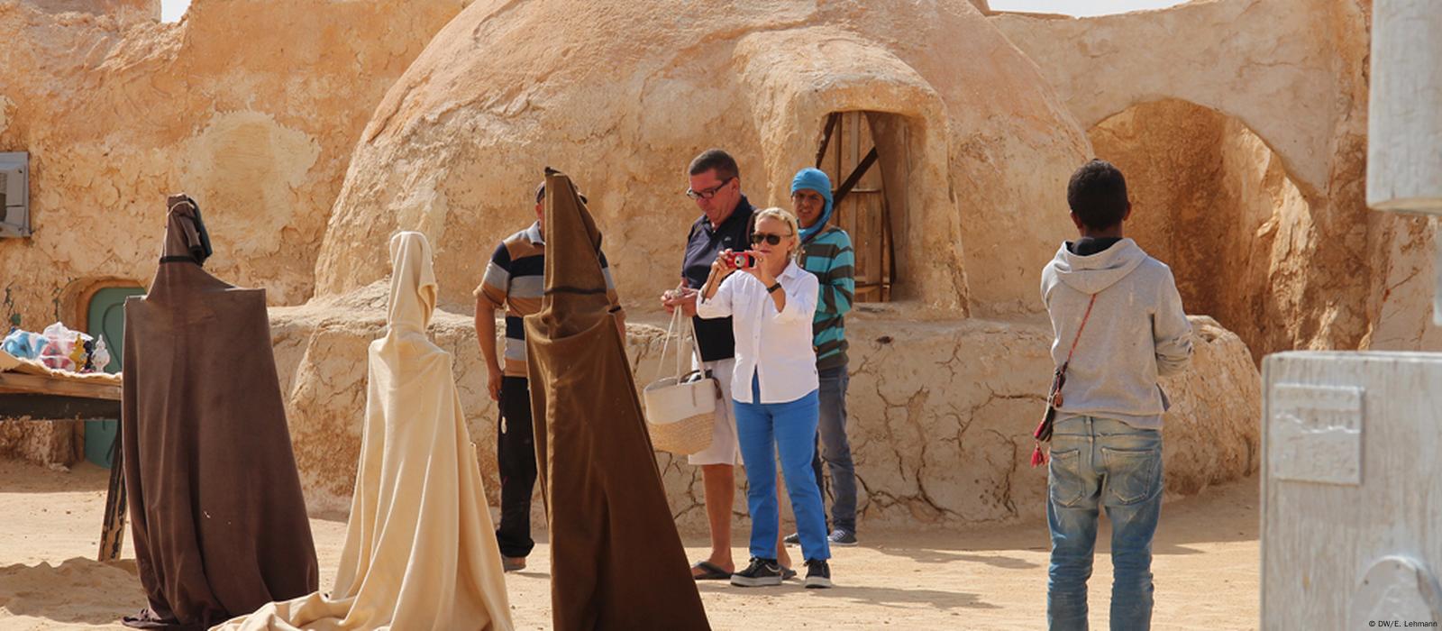 Rastros de Luke Skywalker levam a deserto na Tunísia – DW – 15/12/2015