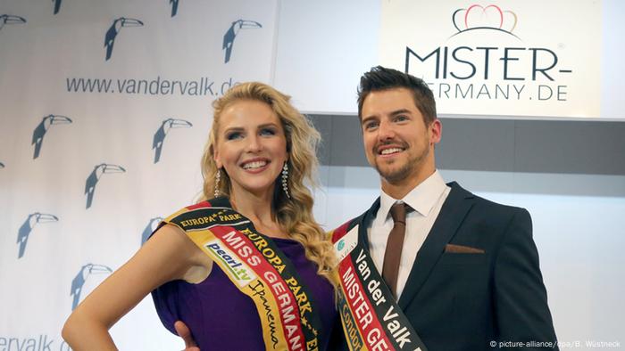 Deutschland Mister Germany 2015/16 Florian Molzahn und Olga Hoffmann (picture-alliance/dpa/B. Wüstneck)