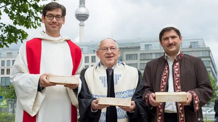 Religion House of One Pfarrer Gregor Hohberg, Rabbiner Dr. Tovia Ben-Chorin Imam Kadir Sanci 