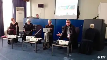 Serbien Deutschland Patrick Leusch auf einer Konferenz in Novi Sad