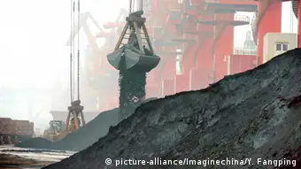 China Verladung von Eisenerz Hafen Rizhao