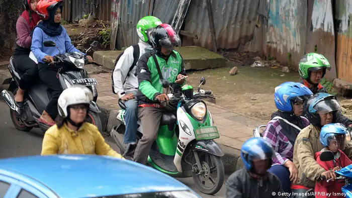 Indonesien Verkehr via Internet