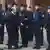Innenminister Frankreichs Bernard Cazeneuve grüßt Polizisten in Toulouse