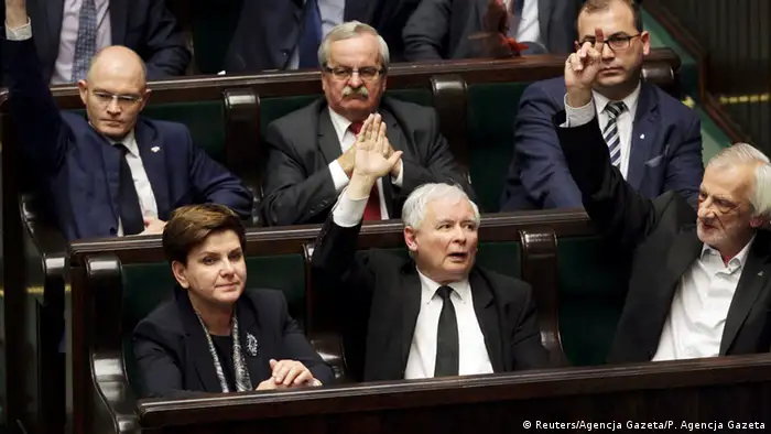 Polen Warschau Parlament Debatte Verfassungsgericht Kaczynski