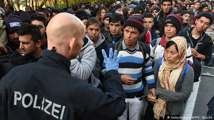 Österreich Deutschland Grenze Nähe Bayern Passau Polizei Flüchtlinge Migranten Asylbewerber