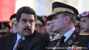Präsident Nicolas Maduro und Vladimir Padrino Lopez