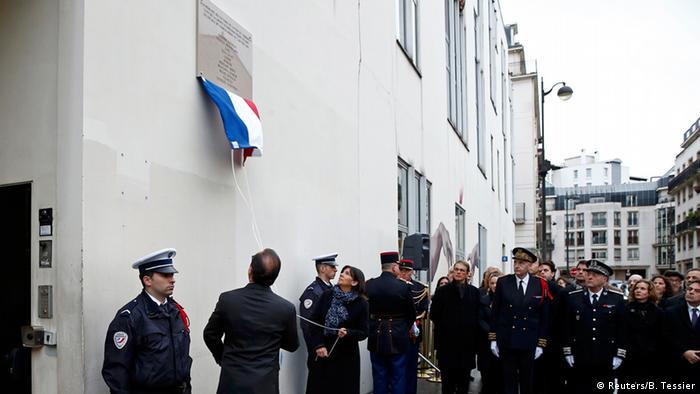 Frankreich Francois Hollande enthüllt Gedenktafel in Paris