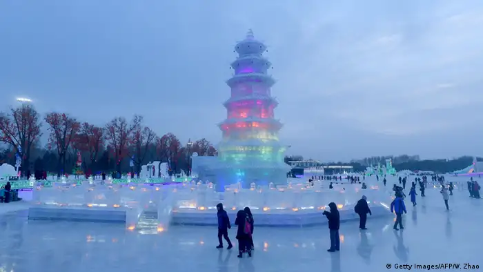 Chinesische Eispyramide in Harbin